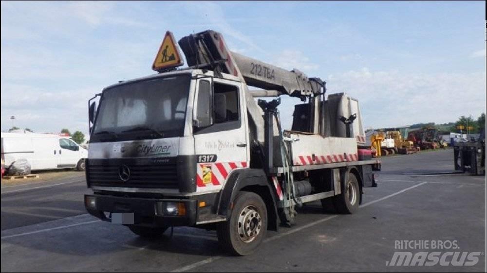 Mercedes-Benz LK/LN2 Camion nacelle