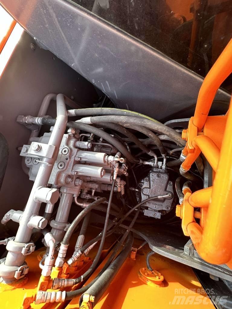 Hitachi ZX 70 Pelle sur chenilles