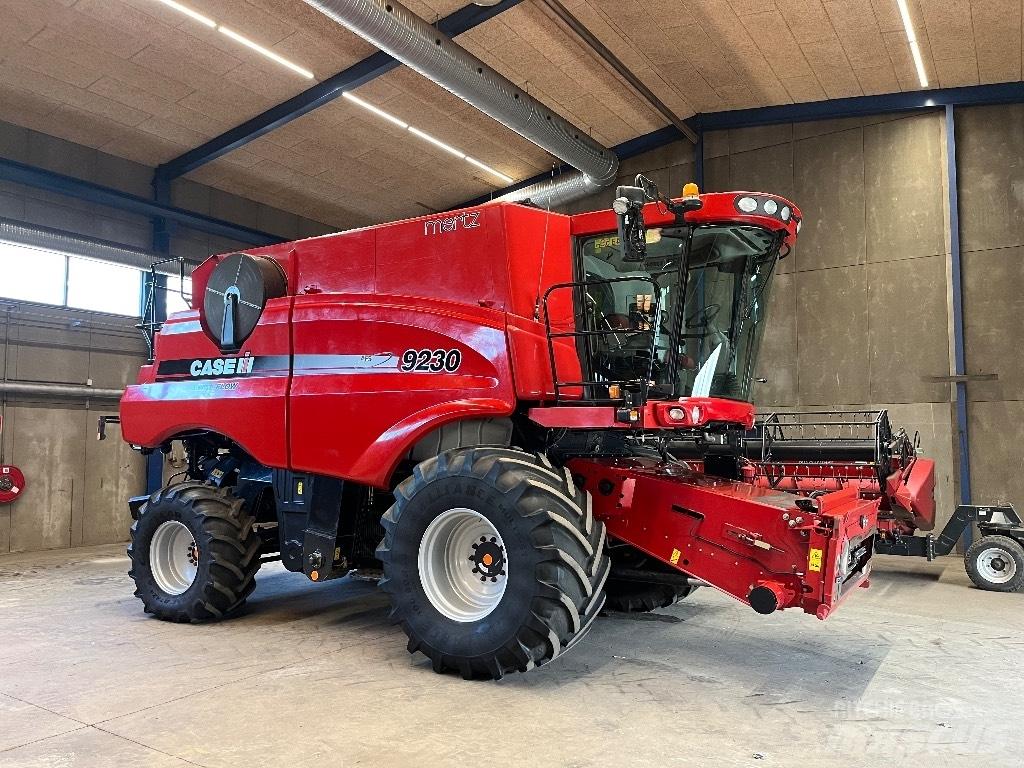 Case IH 9230 Moissonneuse batteuse