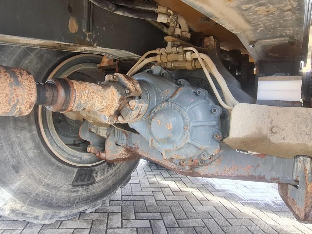 Liebherr TA 230 Tombereau articulé