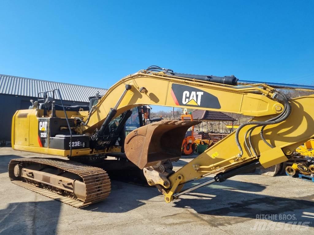 CAT 323 EL Pelle sur chenilles