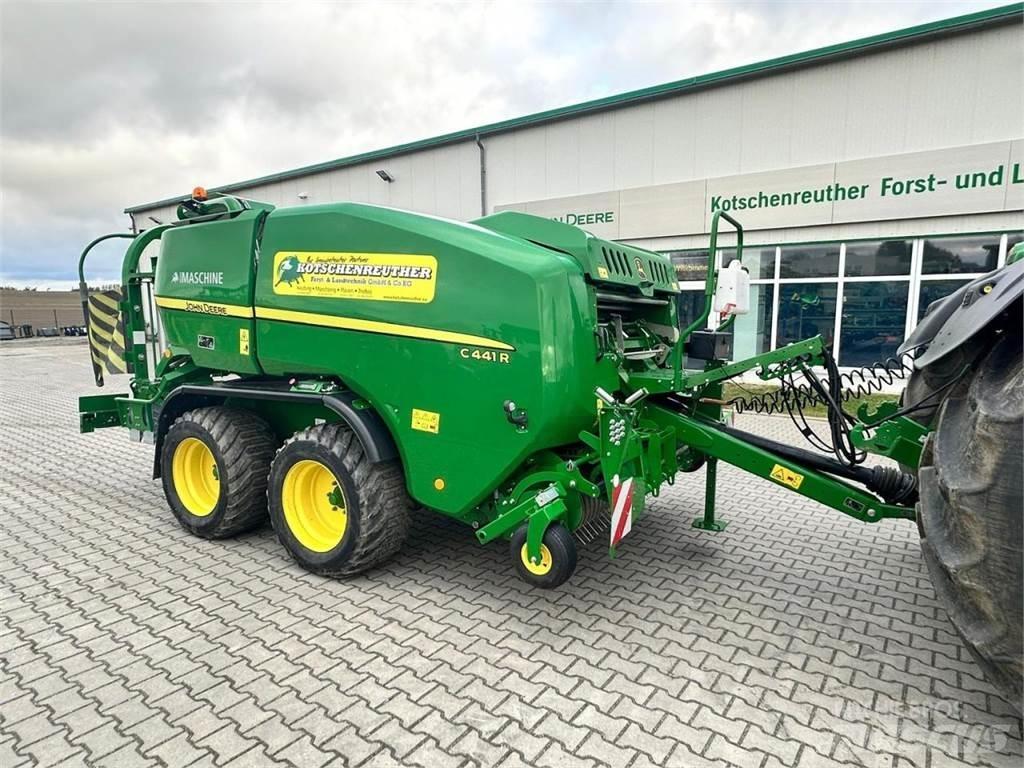 John Deere C441R Presse à balle ronde