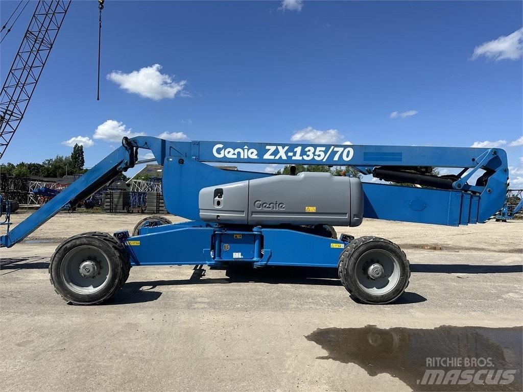 Genie ZX 135/70 Nacelles articulées