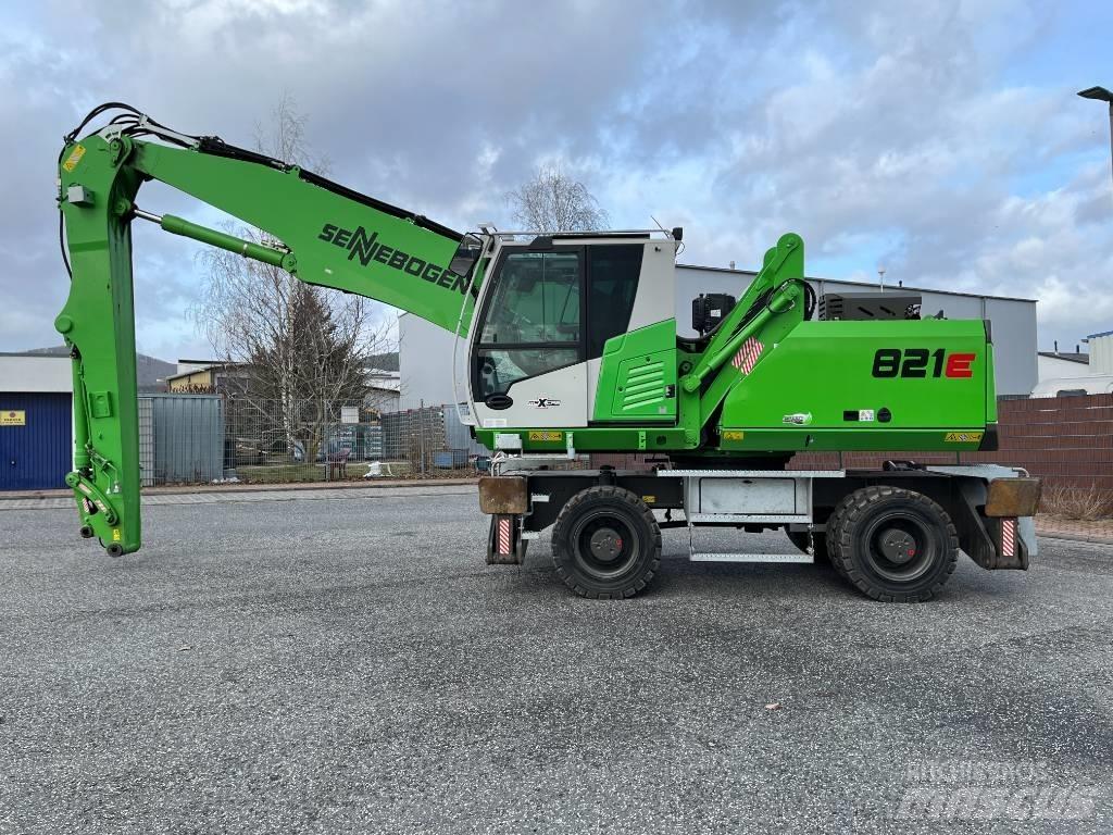 Sennebogen 821 Pelle à déchets