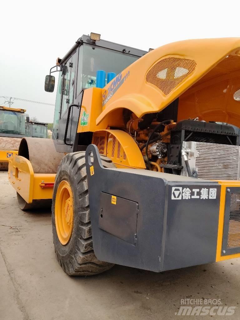 XCMG XS 203 J Rouleaux monocylindre