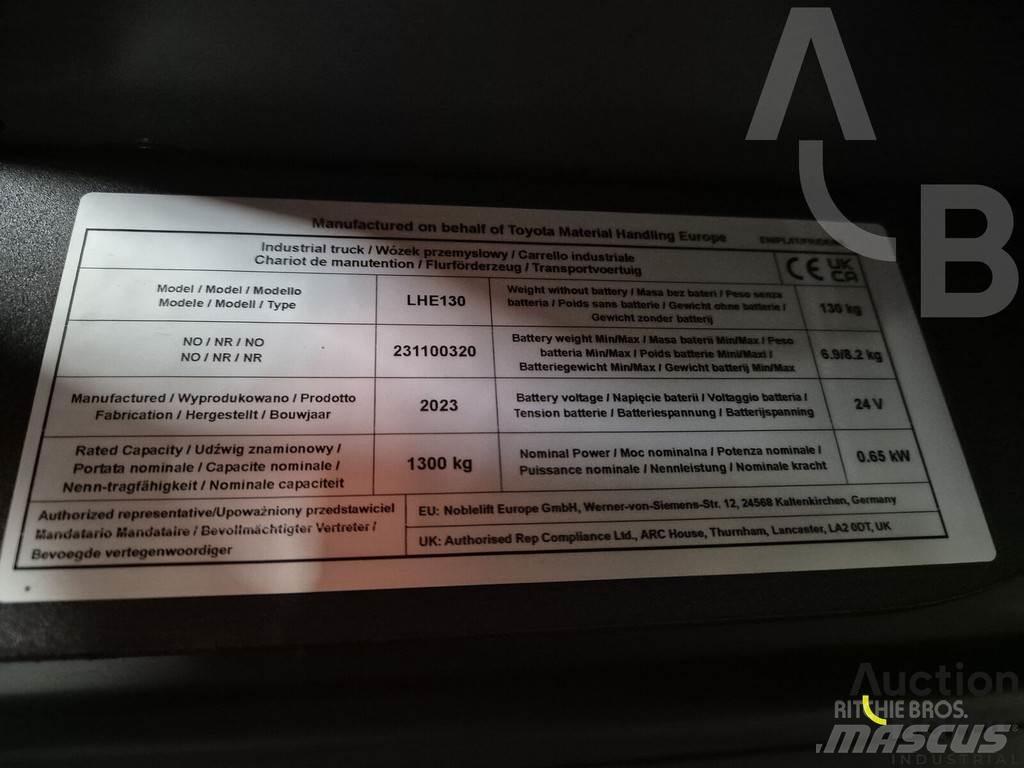 Toyota LHE130 Préparateur de commande moyenne levée