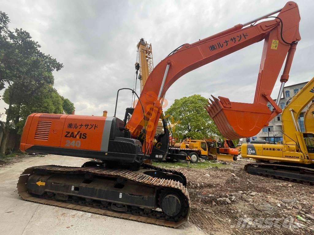 Hitachi ZX 240 Pelle sur chenilles