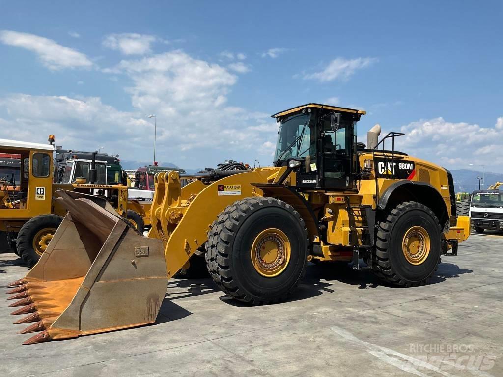 CAT 980M Chargeuse sur pneus