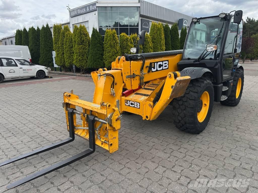 JCB 540-140 Chariot télescopique
