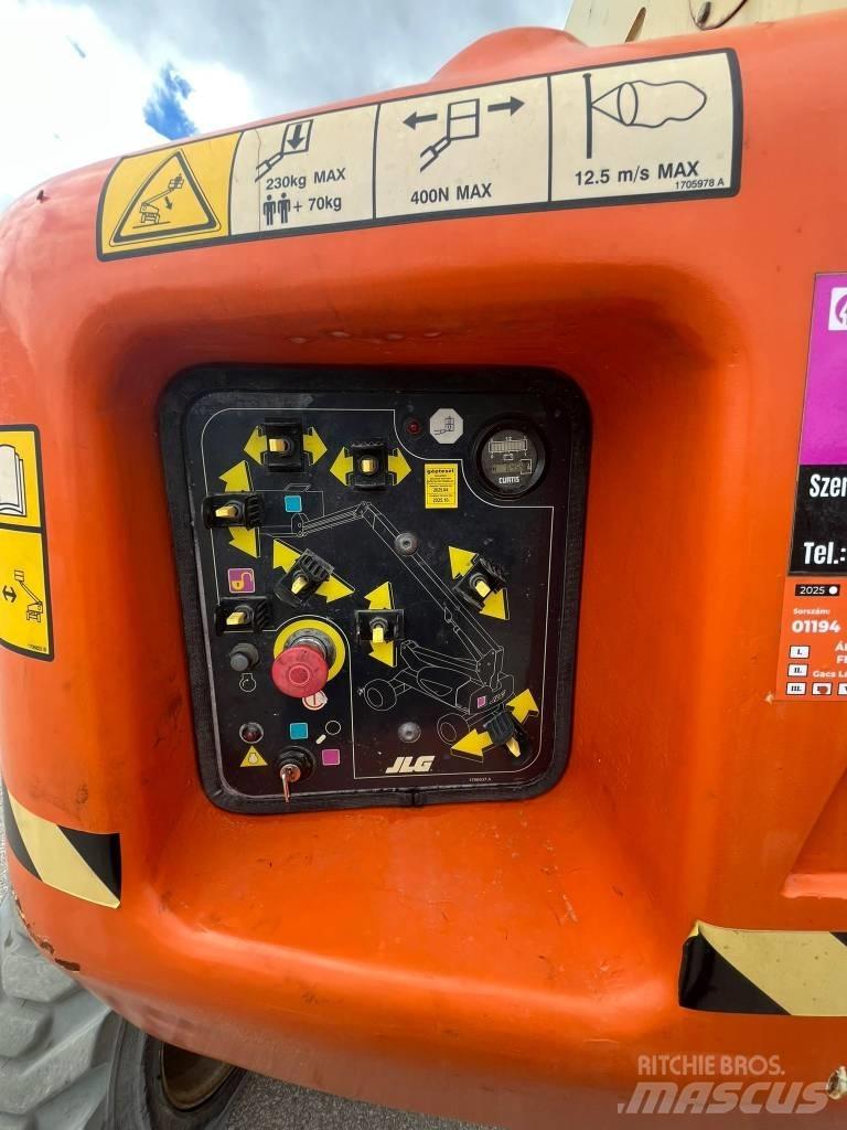 JLG M 600 JP Nacelles articulées