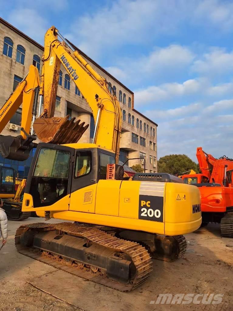 Komatsu PC 200-7 Pelle sur chenilles