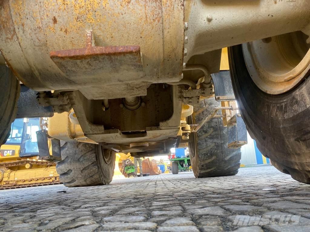 CAT 972G NVT Chargeuse sur pneus