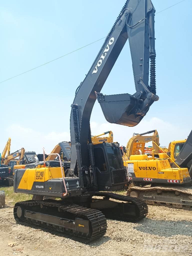 Volvo EC 240 Pelle sur chenilles