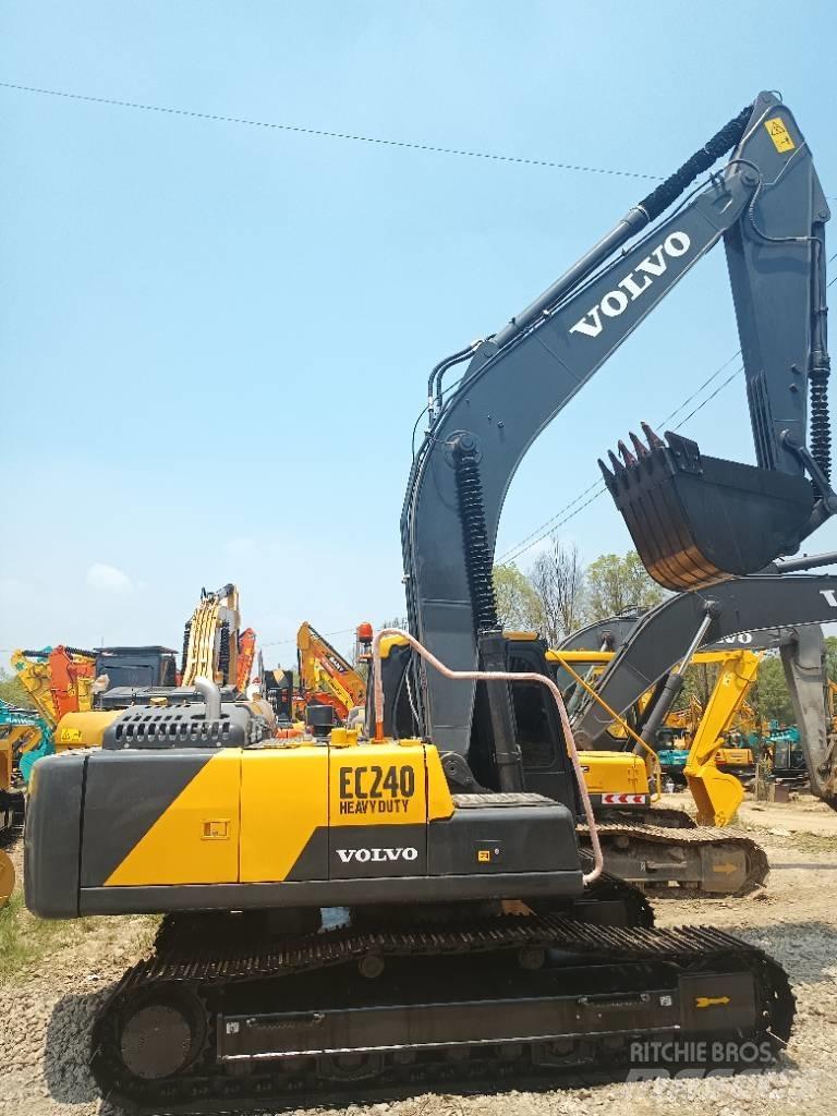 Volvo EC 240 Pelle sur chenilles