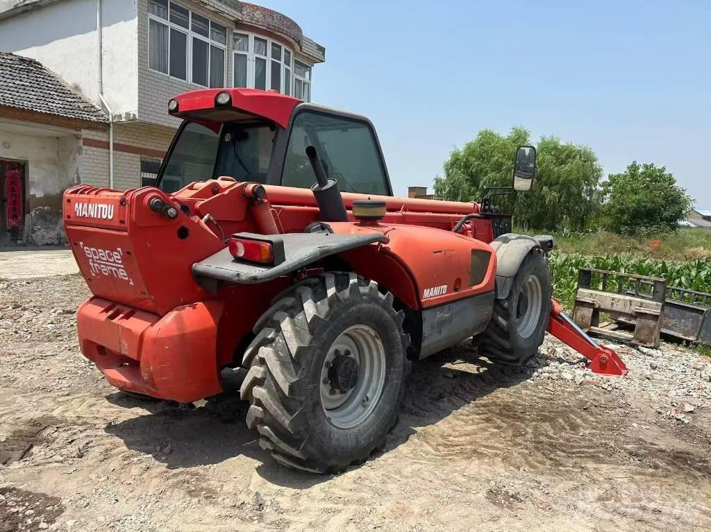 Manitou MT 1740 SL T Chargeuse compacte