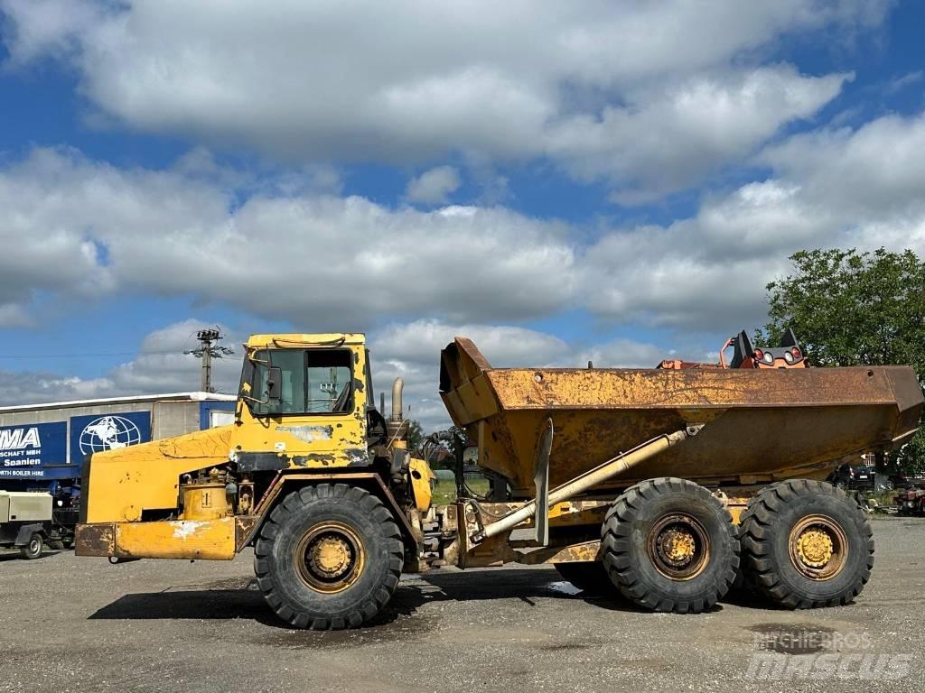 CAT D 300 E Tombereau articulé