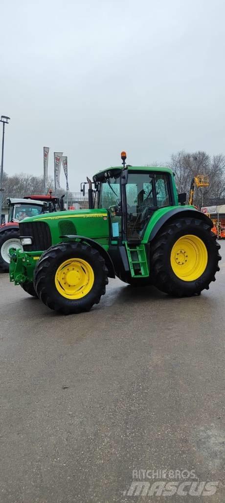John Deere 6820 Tracteur