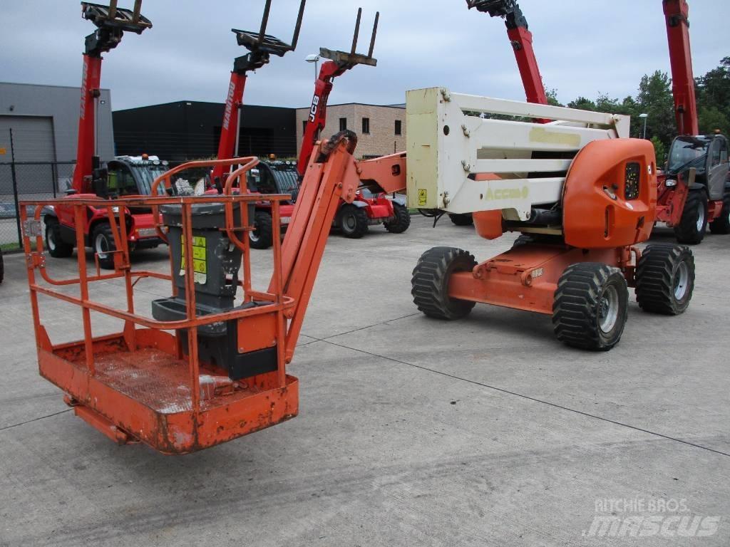 JLG 450 AJ (040) Nacelles articulées