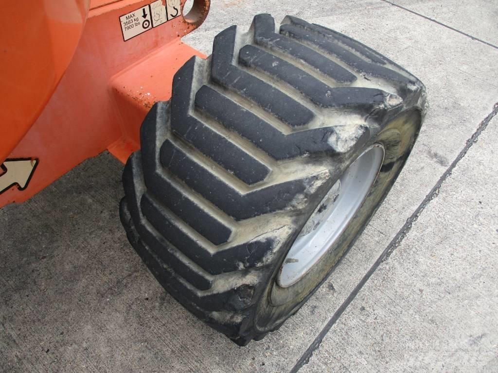 JLG 450 AJ (040) Nacelles articulées