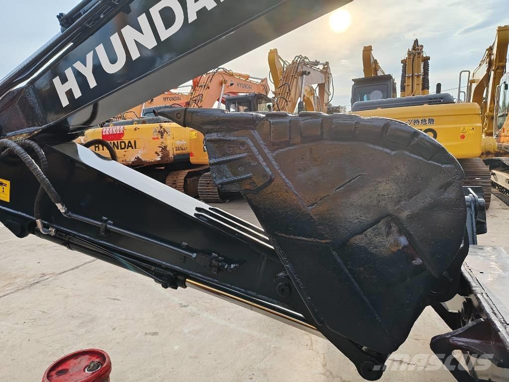 Hyundai R210W-9 Pelle sur pneus