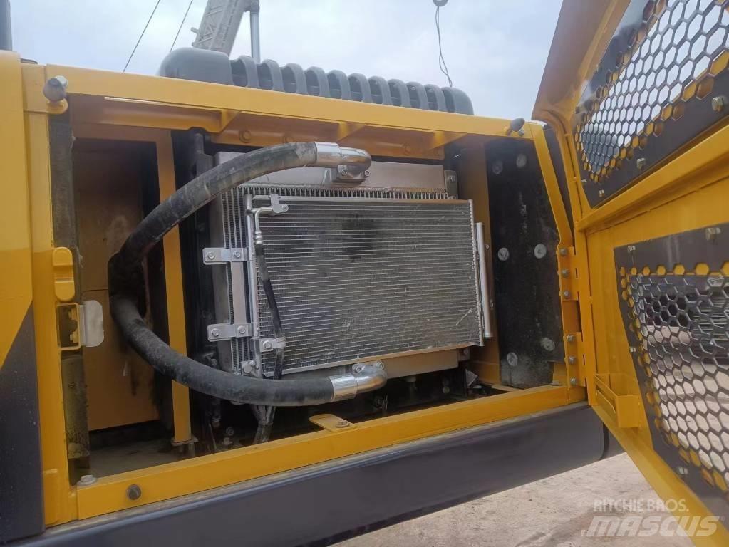 Volvo EC 240 DL Pelle sur chenilles