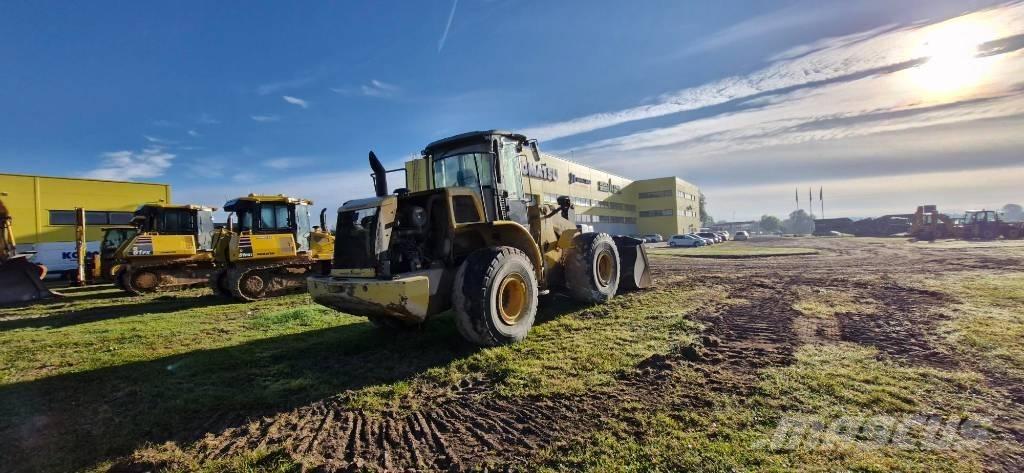 New Holland W 190 B Chargeuse sur pneus