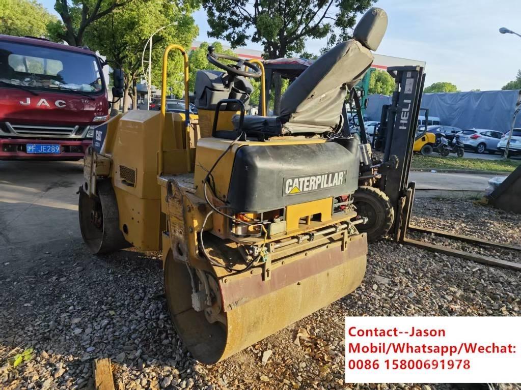CAT CB 24 Rouleaux tandem