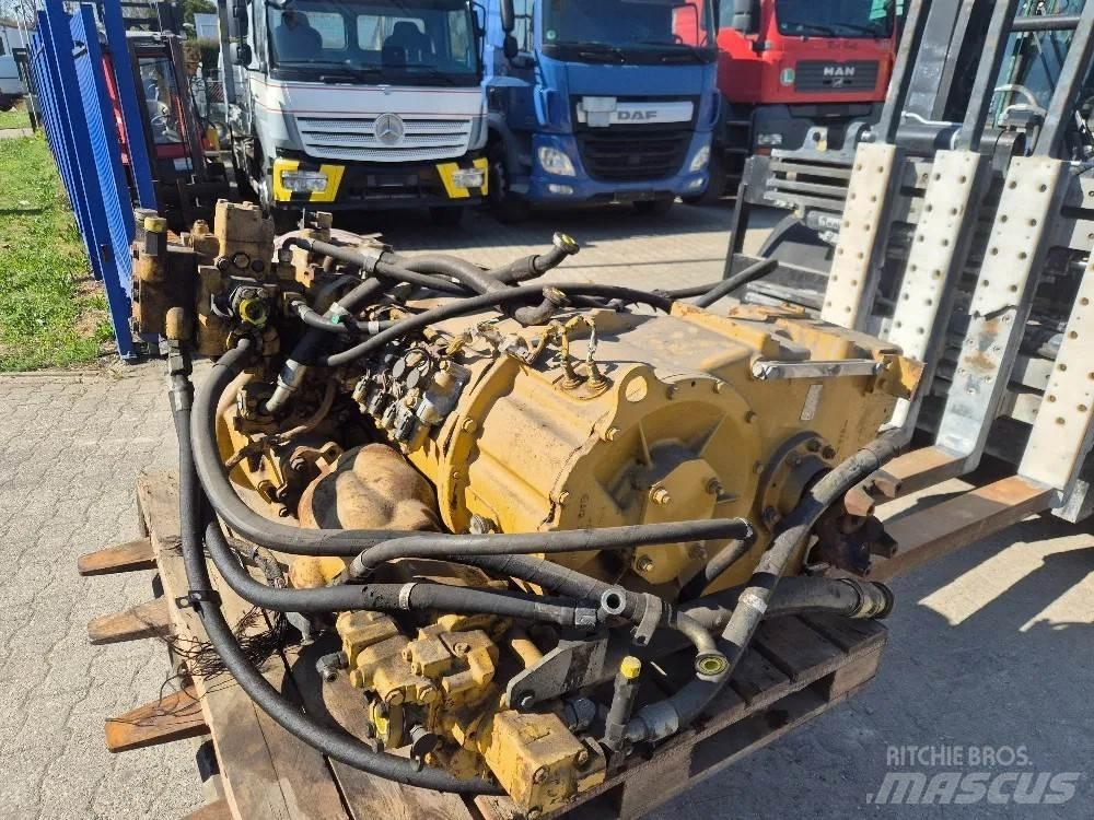 CAT 966G Chargeuse sur pneus