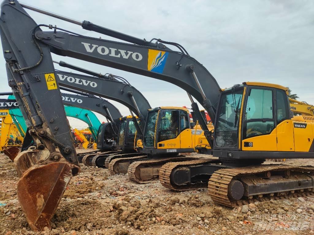 Volvo EC220D Pelle sur chenilles