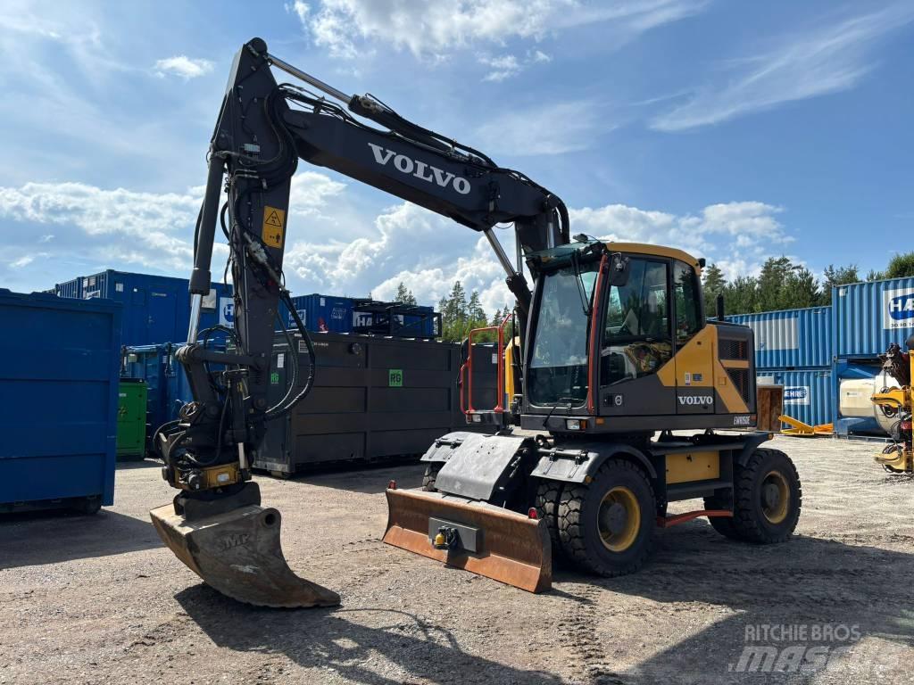 Volvo EWR 150 E Pelle sur pneus