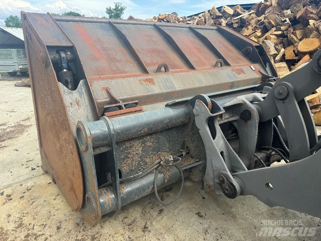 Volvo L 90 H Chargeuse sur pneus