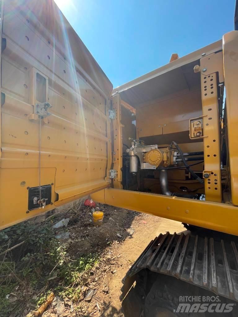 CAT 330 GC Pelle sur chenilles