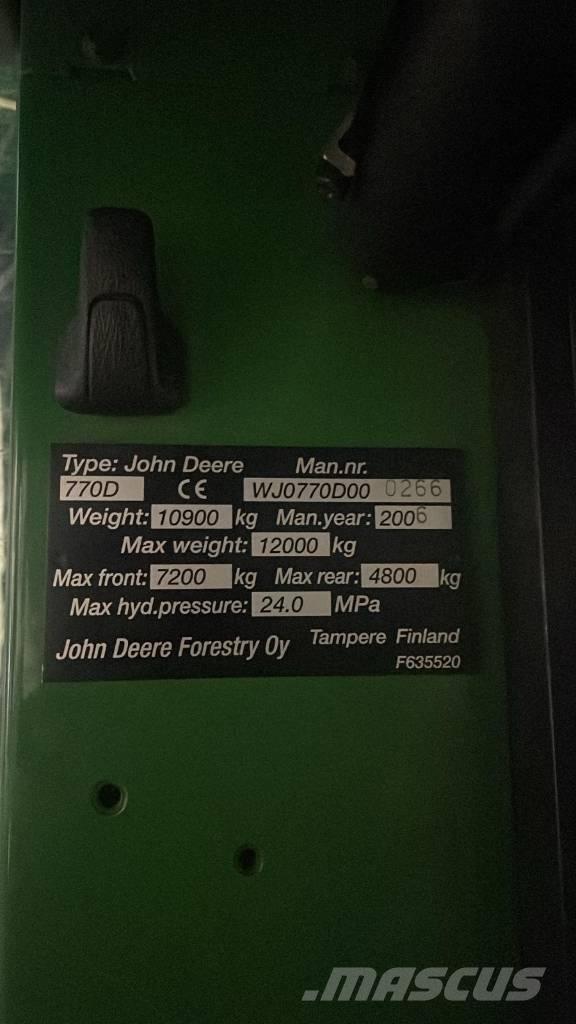 John Deere 770 D Abatteuse