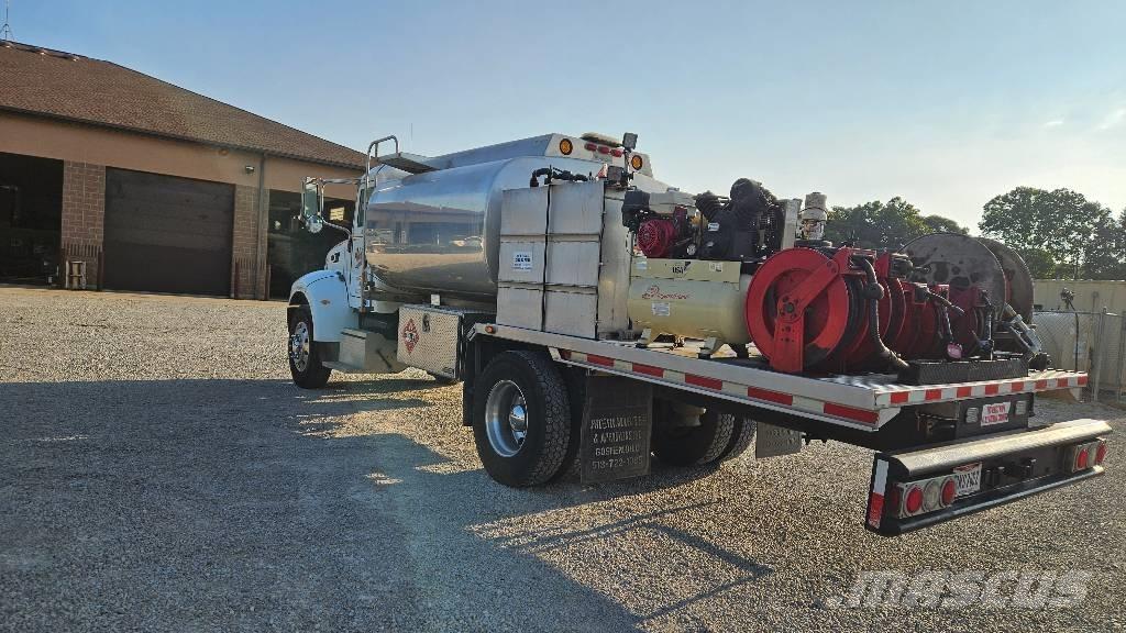 Peterbilt PB335 Motrici cisterna