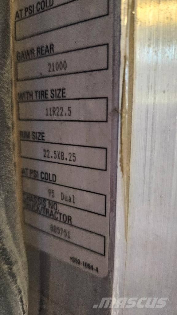 Peterbilt PB335 Motrici cisterna