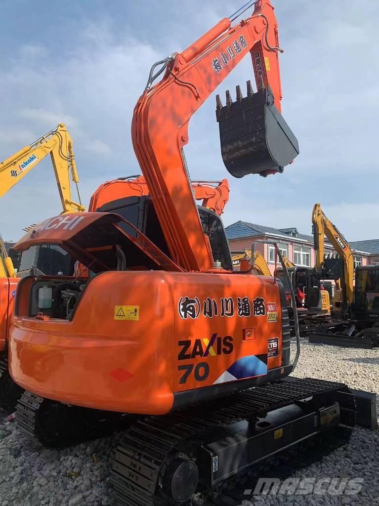 Hitachi ZX 70 Pelle sur chenilles
