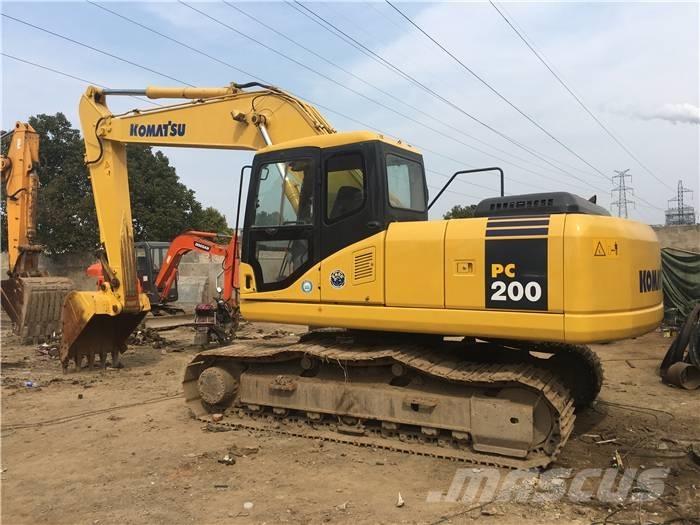 Komatsu PC 200-7 Pelle sur chenilles