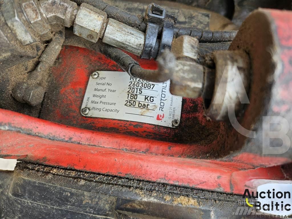 CAT 305.5E2CR Mini pelle < 7t