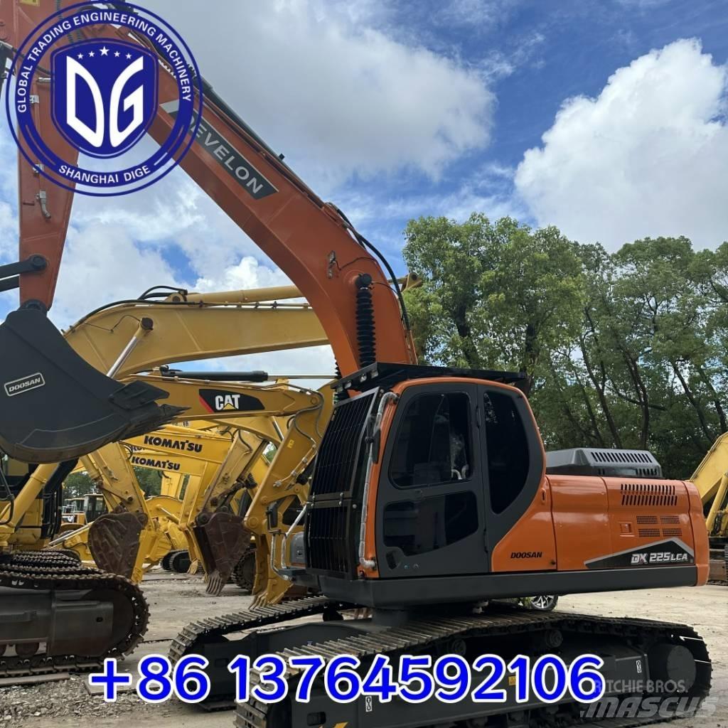 Doosan DX 225 LCA Pelle sur chenilles