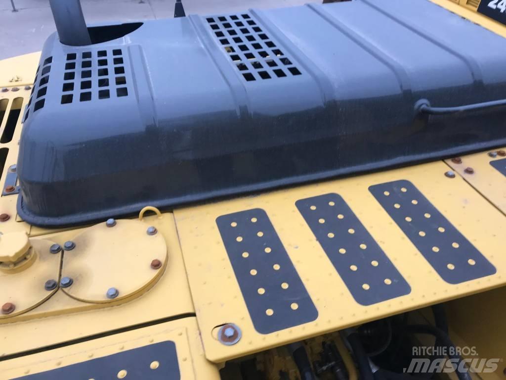 Komatsu PC 220-8 Pelle sur chenilles