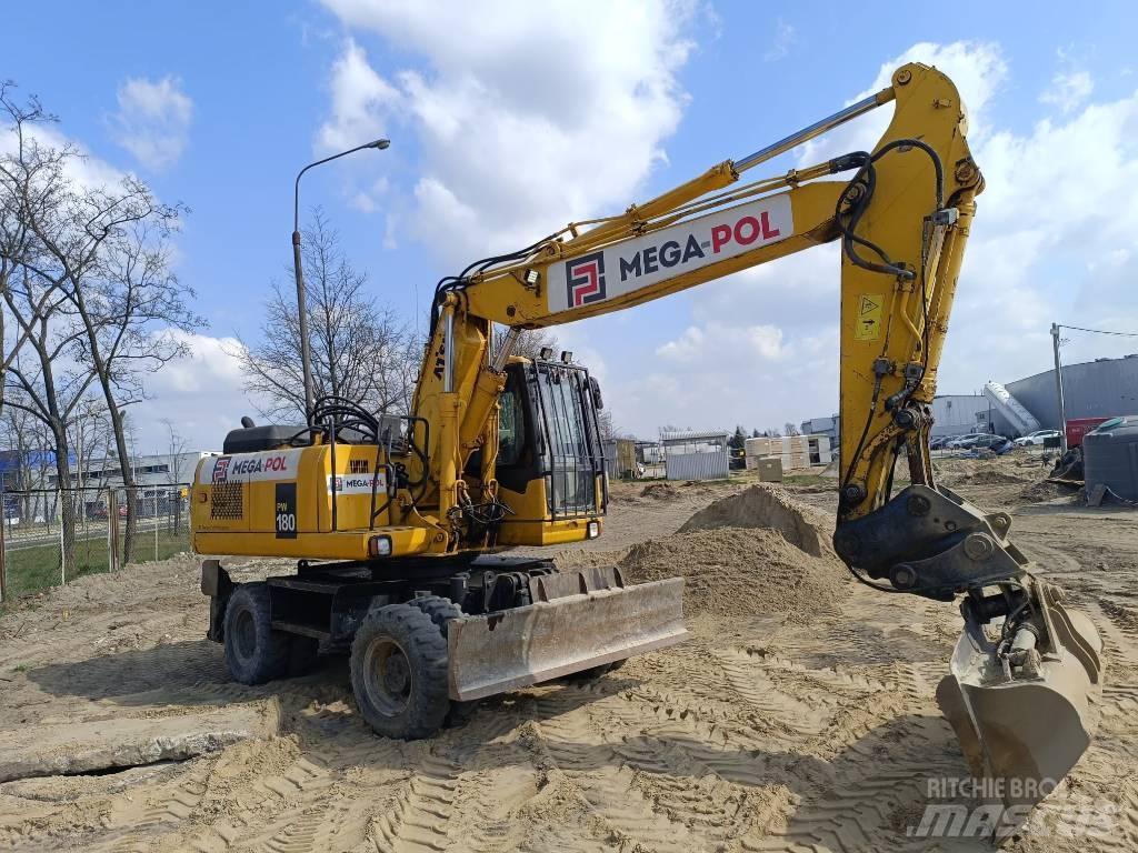 Komatsu PW180-7E0 Pelle sur pneus