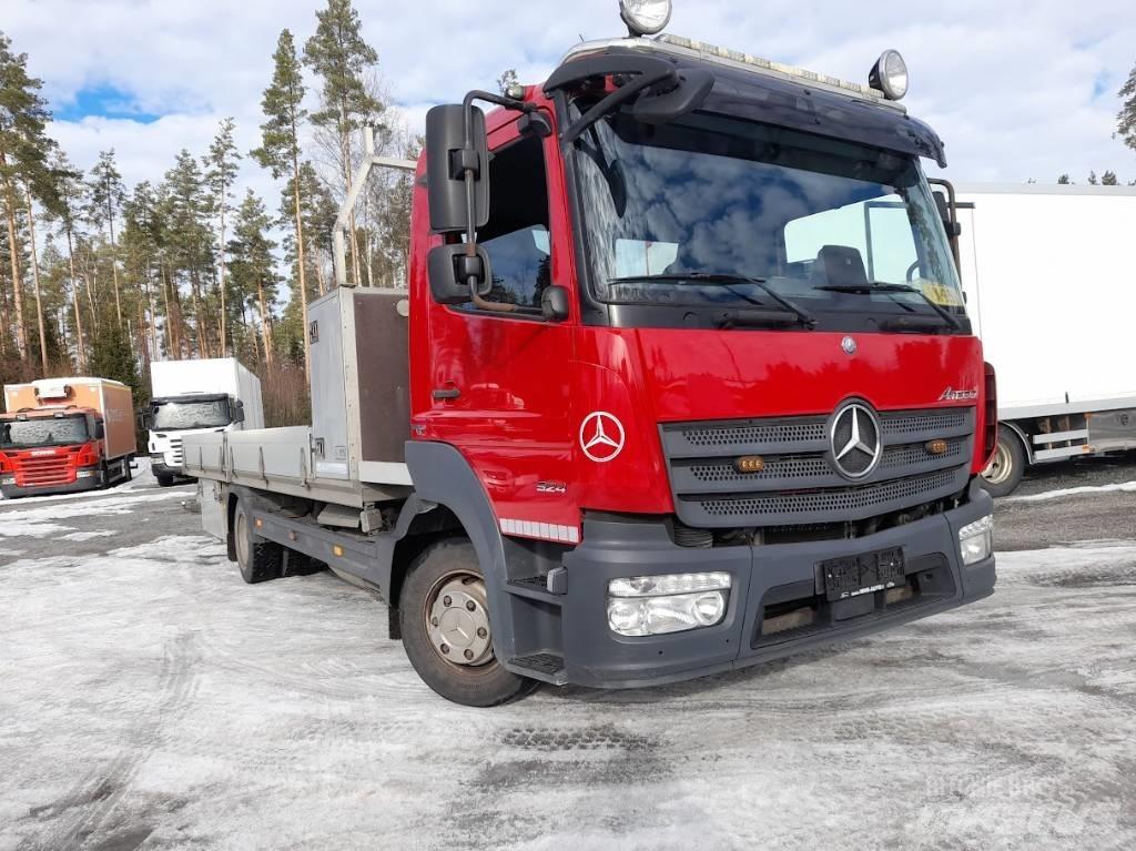 Mercedes-Benz Atego Camion plateau