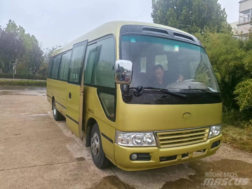Toyota Coaster Autobus interurbain
