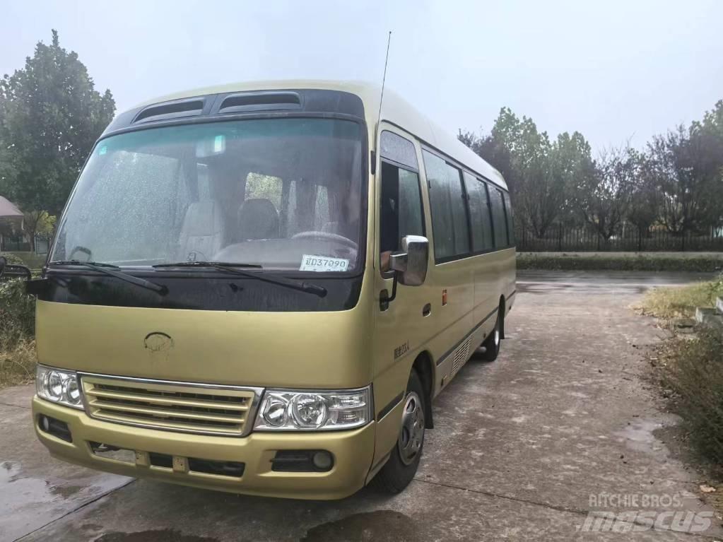 Toyota Coaster Autobus interurbain