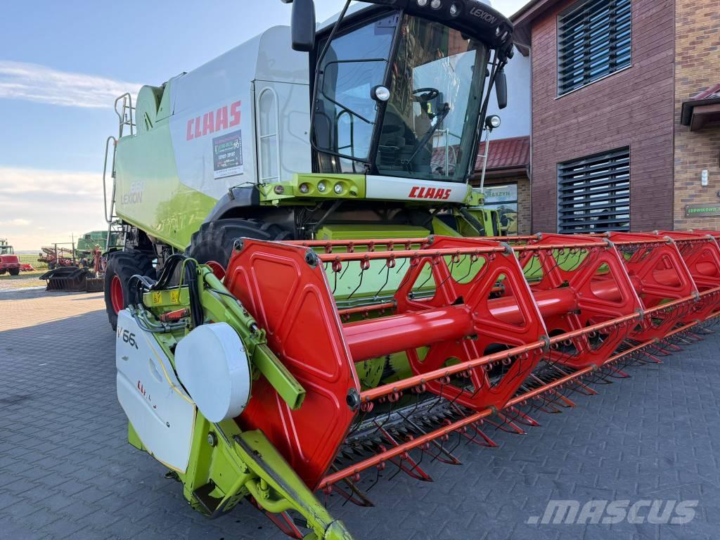 CLAAS Lexion 660 Moissonneuse batteuse