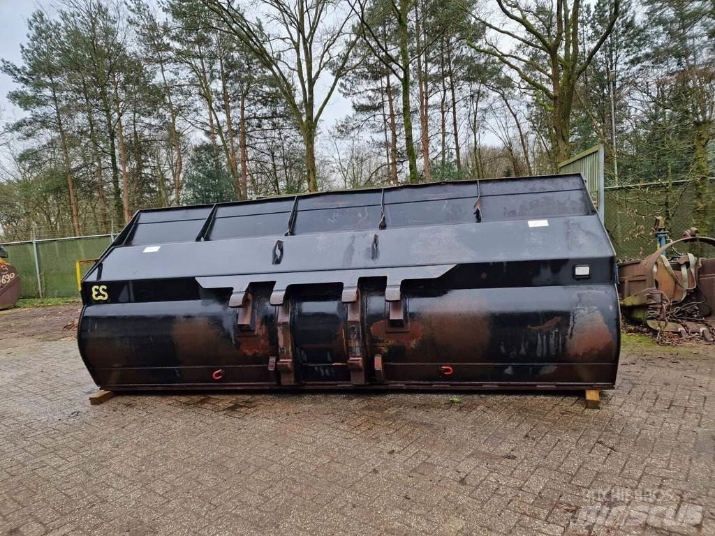 Eurosteel WP-5000 Godet
