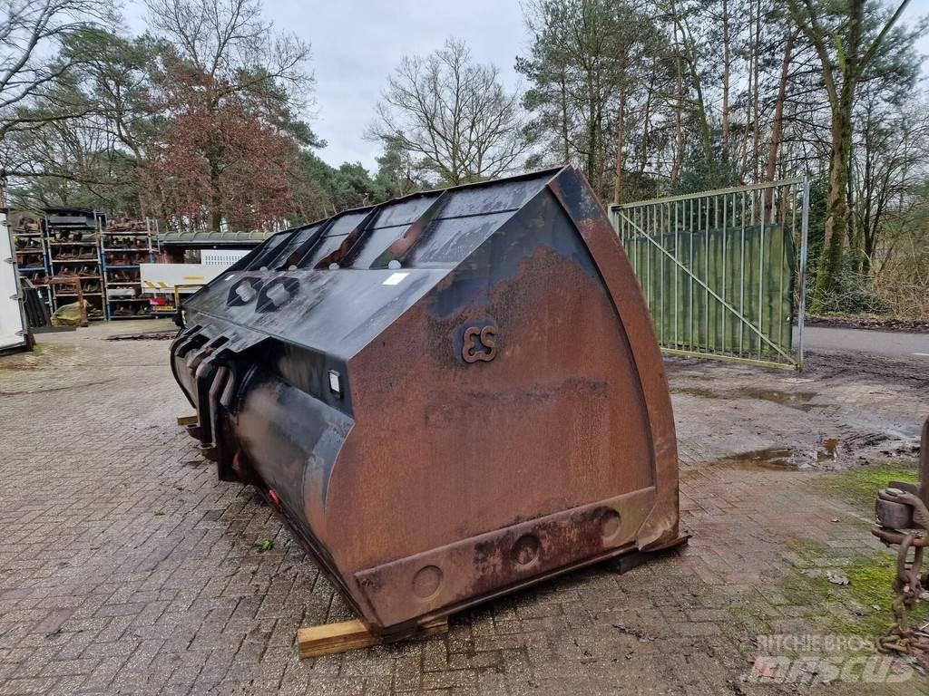 Eurosteel WP-5000 Godet