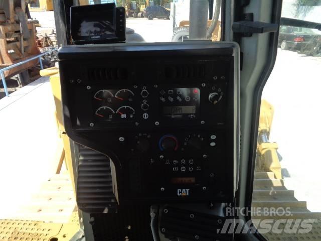 CAT D 6 R XL III Bouteurs sur chenilles