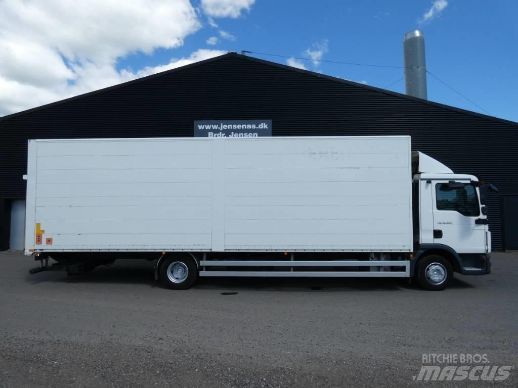 MAN TGL 12.220 Camion Fourgon