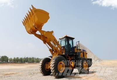 CAT 668D Chargeuse sur pneus